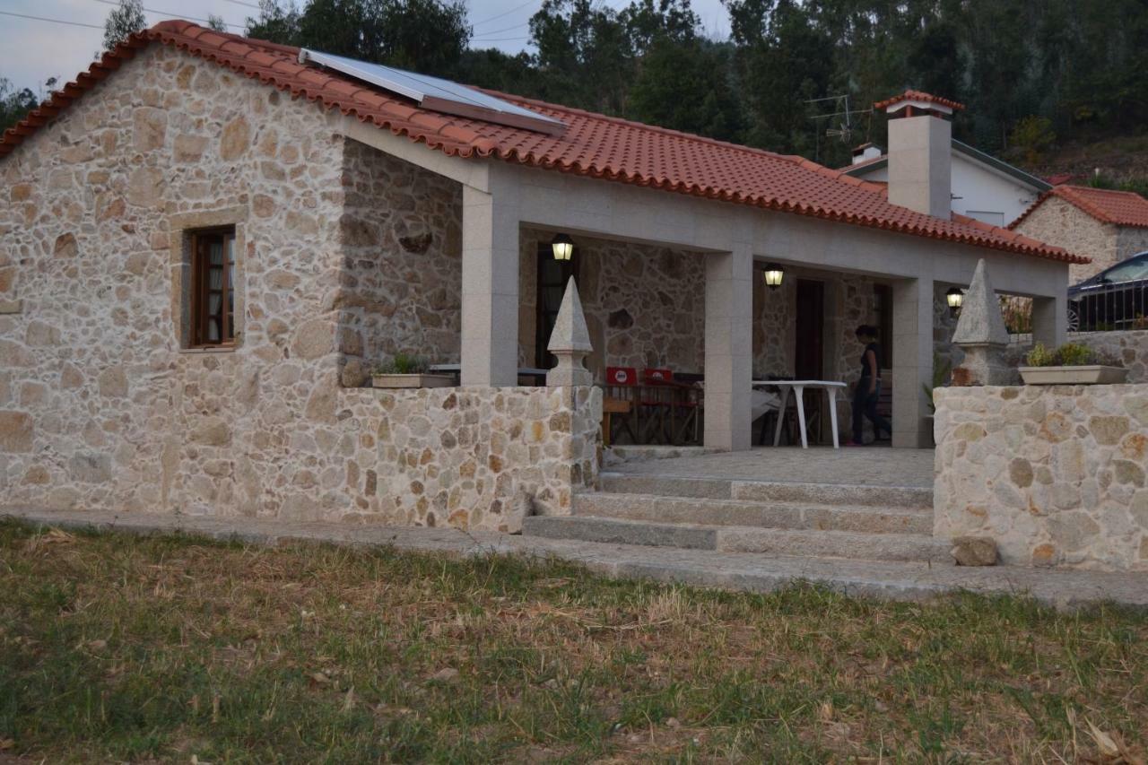 Villa Casa Da Trapa Oliveira de Azemeis Exterior foto